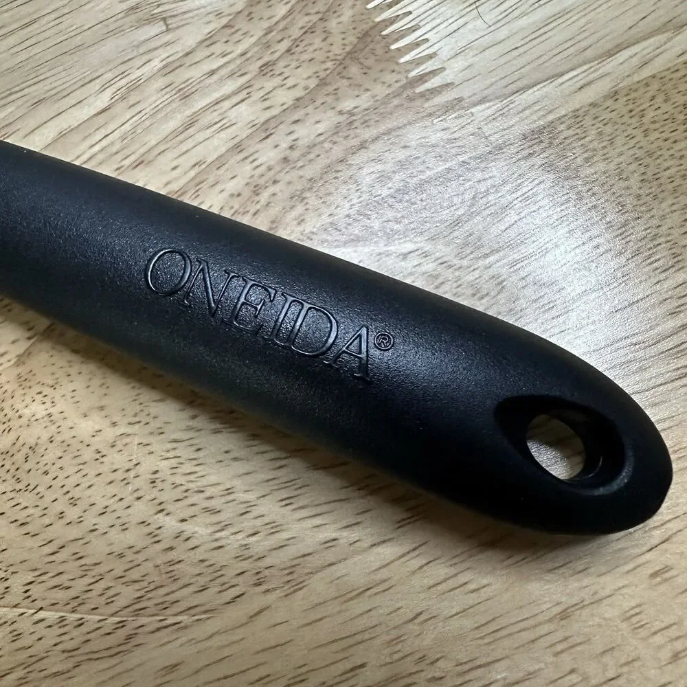 Oneida slotted serving spoon 13.5” Black Hanging